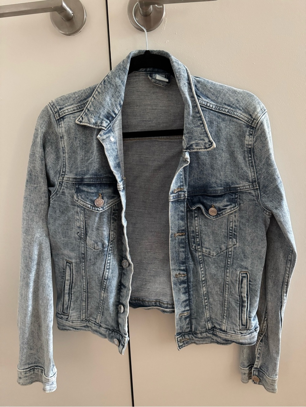 Vintage &Denim Women’s Acid Wash Denim Jacket